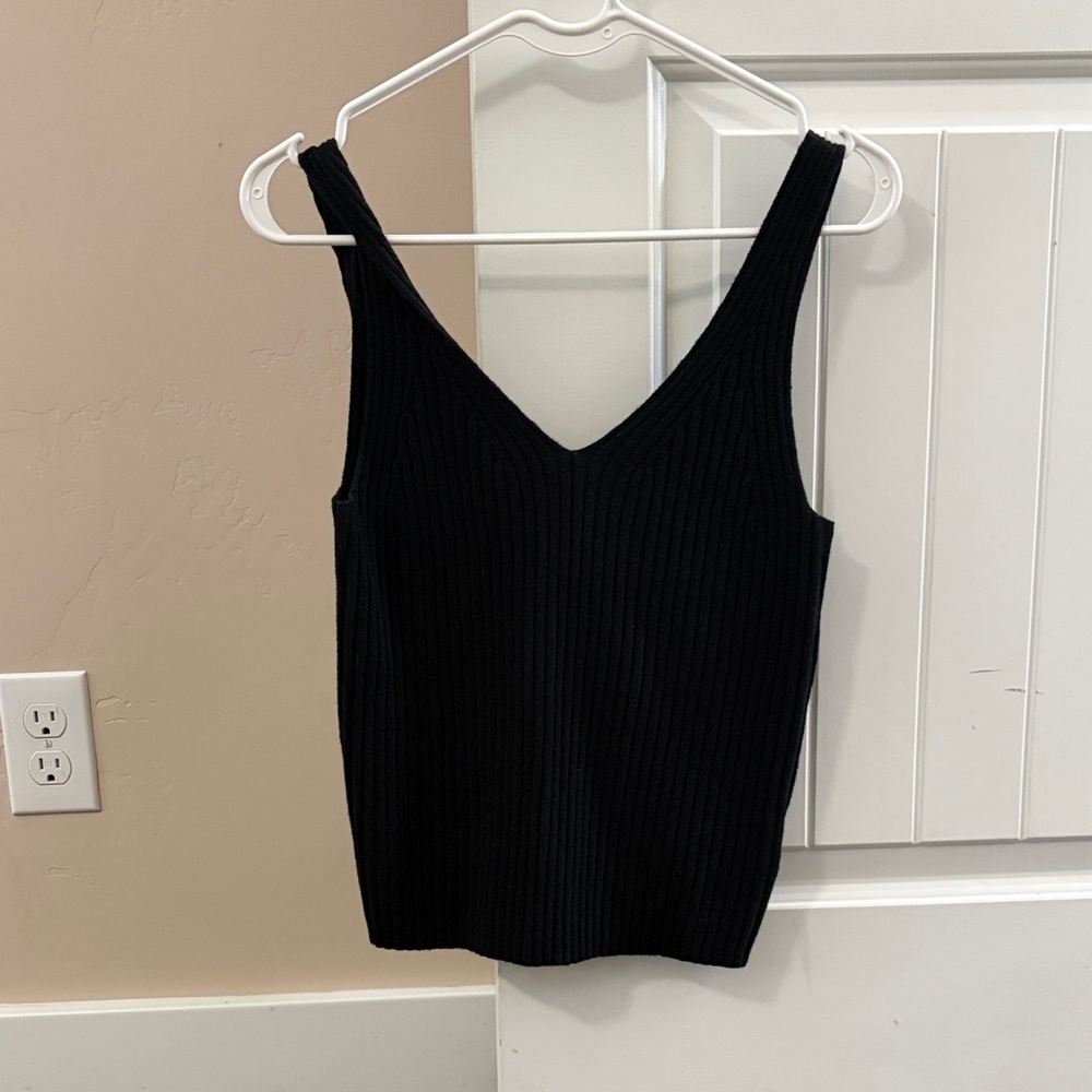 GAP Black Ribbed Tank Top